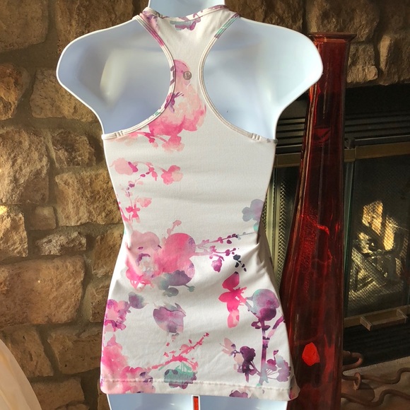 LULULEMON RACERBACK TOP - Picture 3 of 6